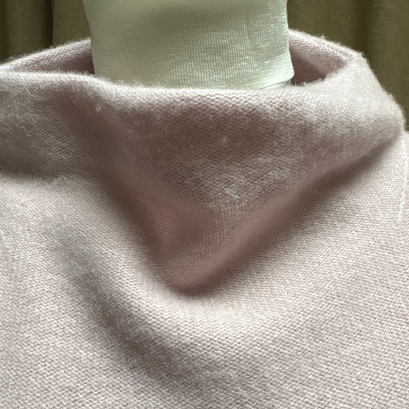 Vince Cashmere Oversized Knit- Cashmere -Soft Petal Pink -NWT - Picture 2 of 4